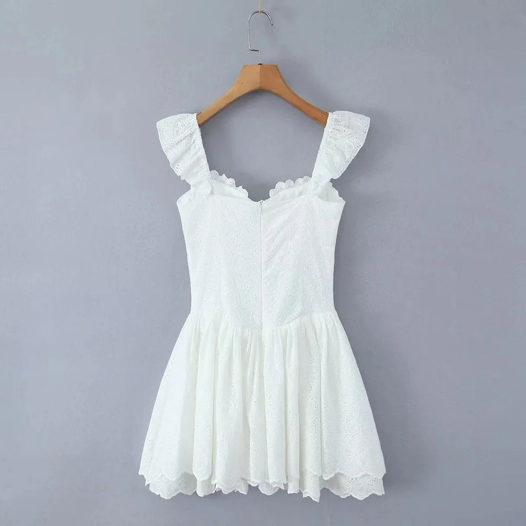 Dress Mirella – A Step Before the Truth