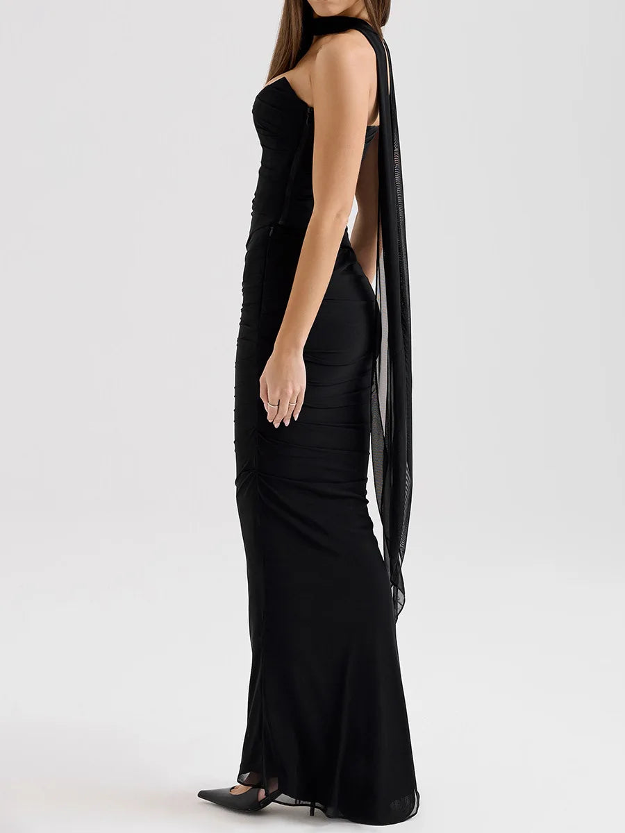 Dress Diana – A Queen’s Afternoon