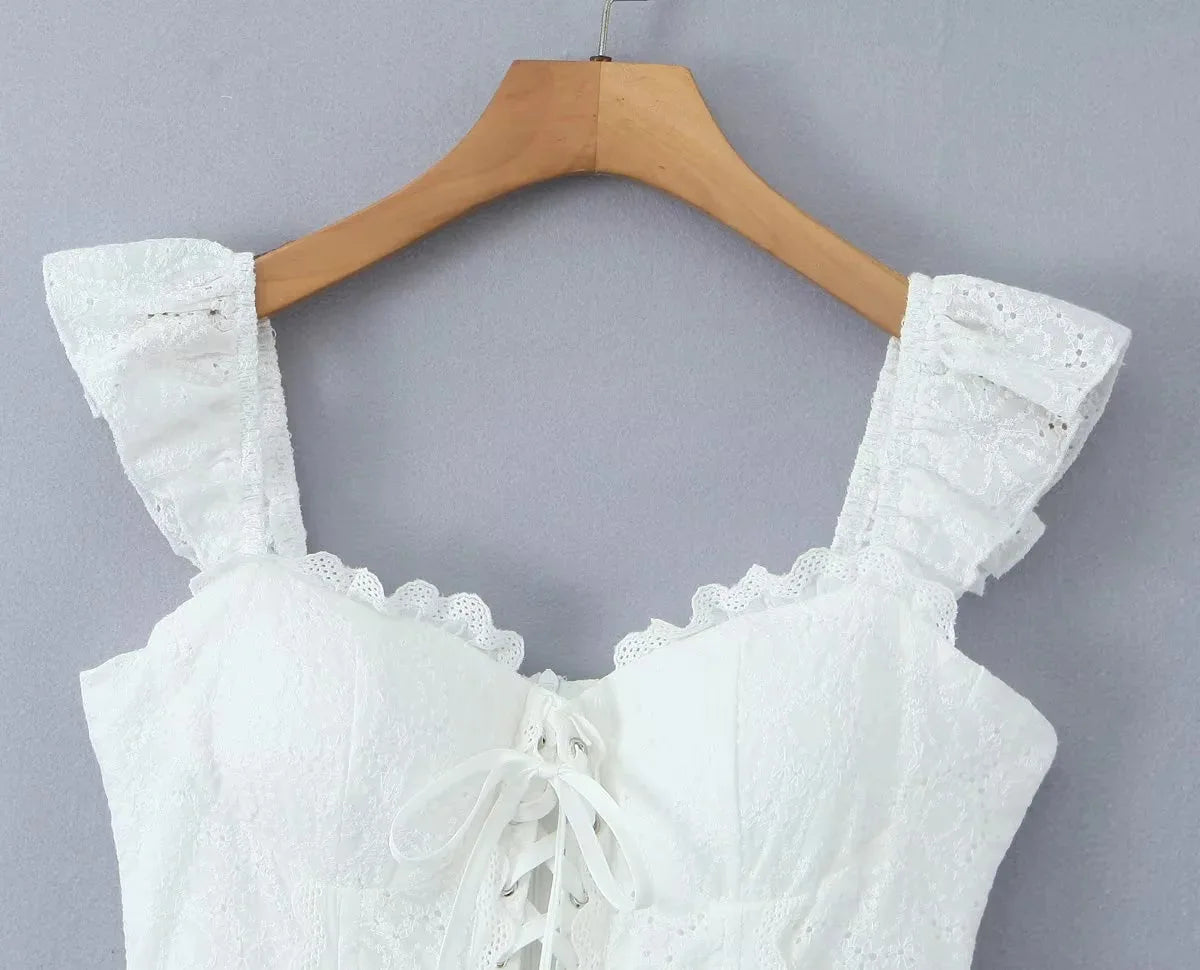 Dress Mirella – A Step Before the Truth