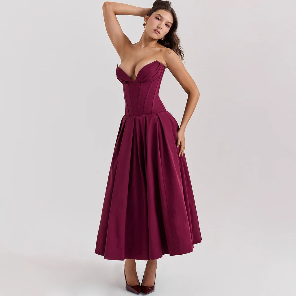 Dress Manuela – A Glance Through Time
