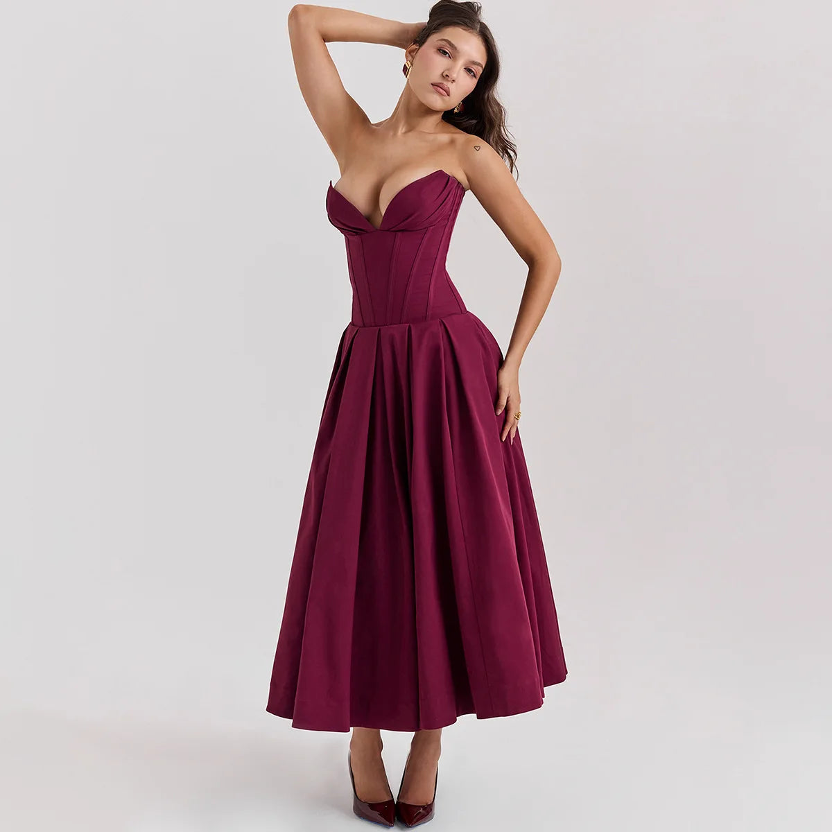 Dress Manuela – A Glance Through Time