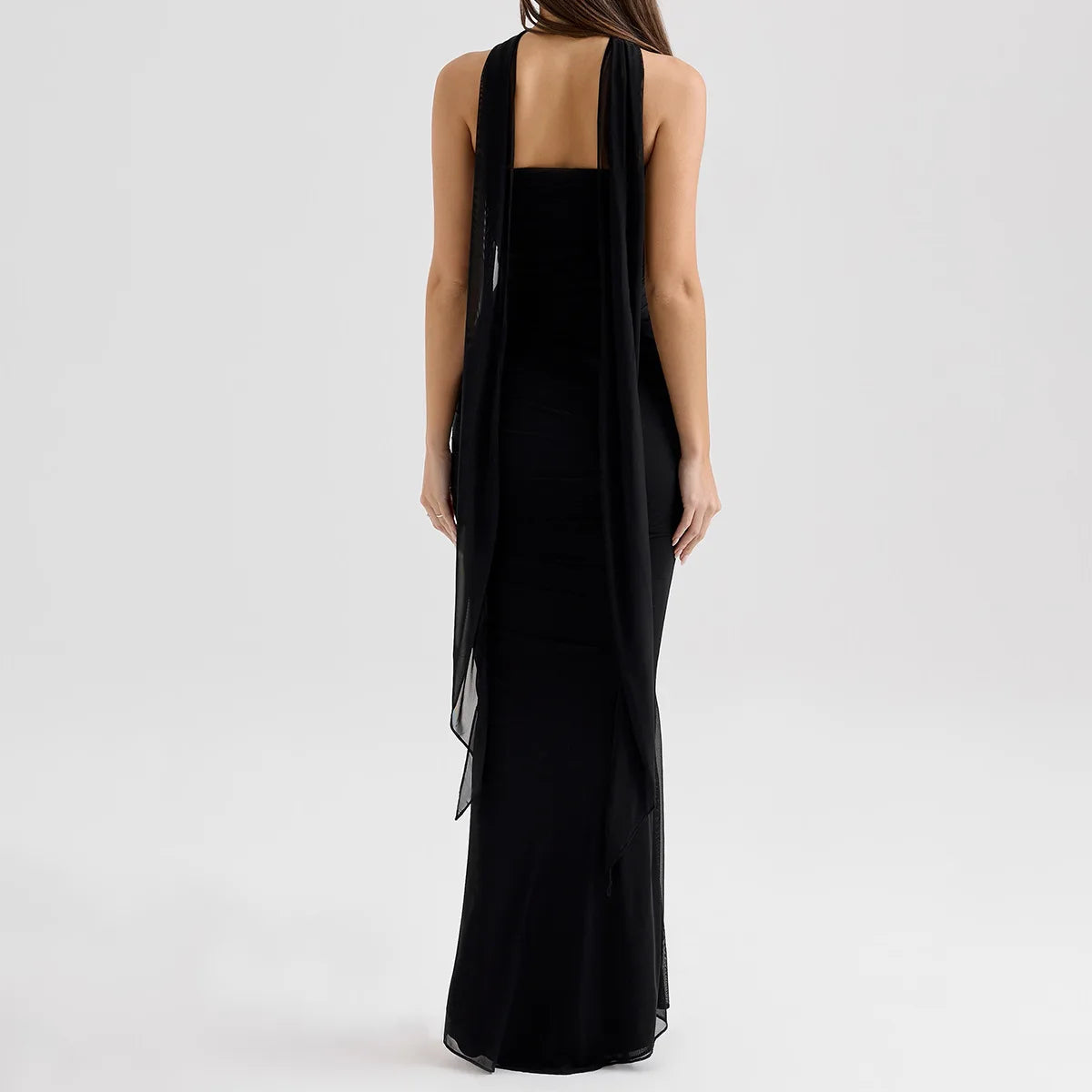 Dress Diana – A Queen’s Afternoon